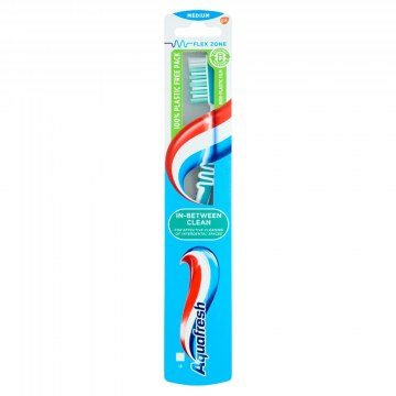 Aquafresh fogkefe in between clean medium 1x